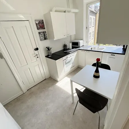 Beautiful 2 Bedroom On Borgergade * אולבורג